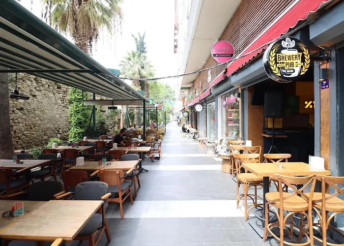 Feine Mitten Im Zentrum Lägenhet Kusadası