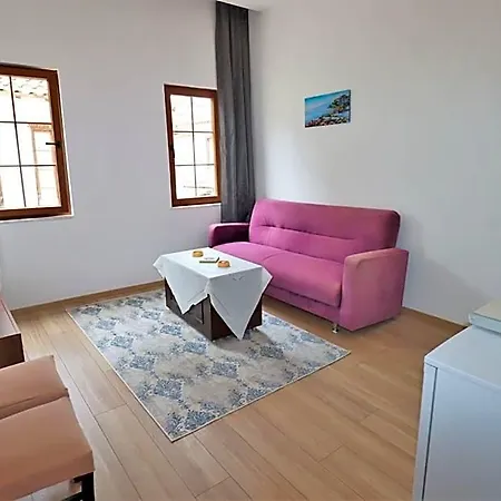 Feine Mitten Im Zentrum Kusadası